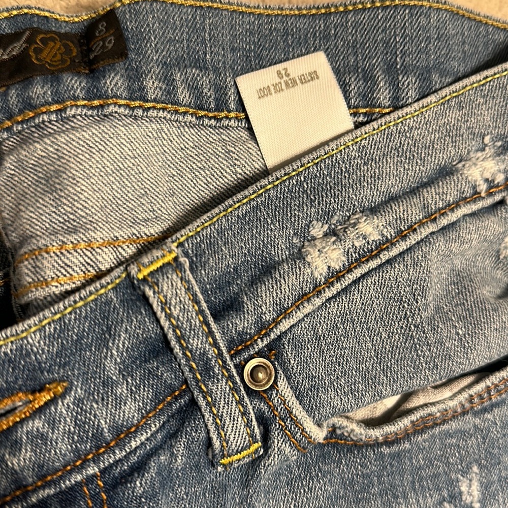 Lucky 🍀 brand Zoe boot cut .size 29